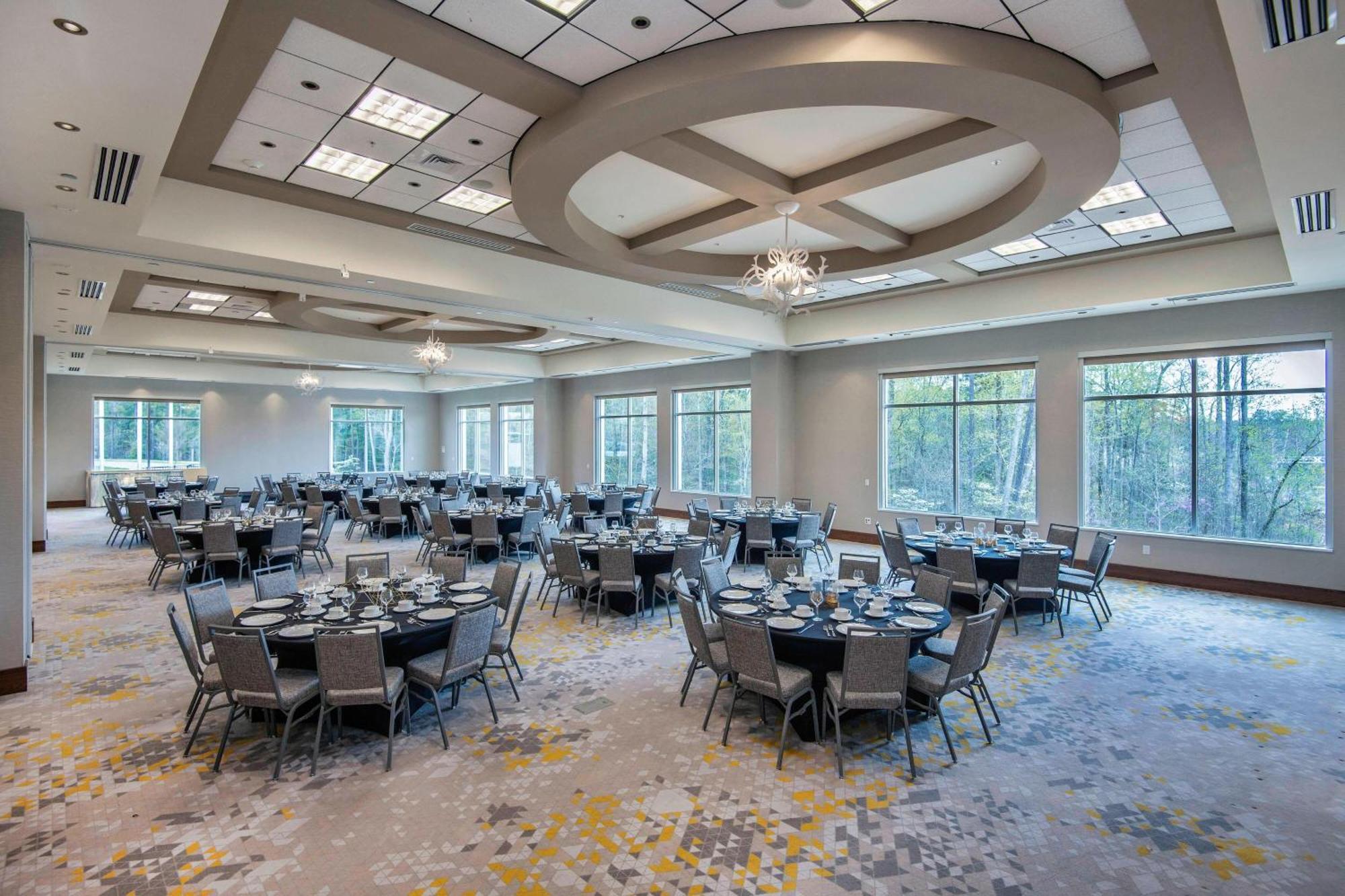 Courtyard By Marriott Raleigh Cary/Parkside Town Commons Hotel Exterior foto